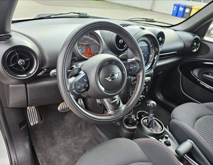 Mini Paceman 14