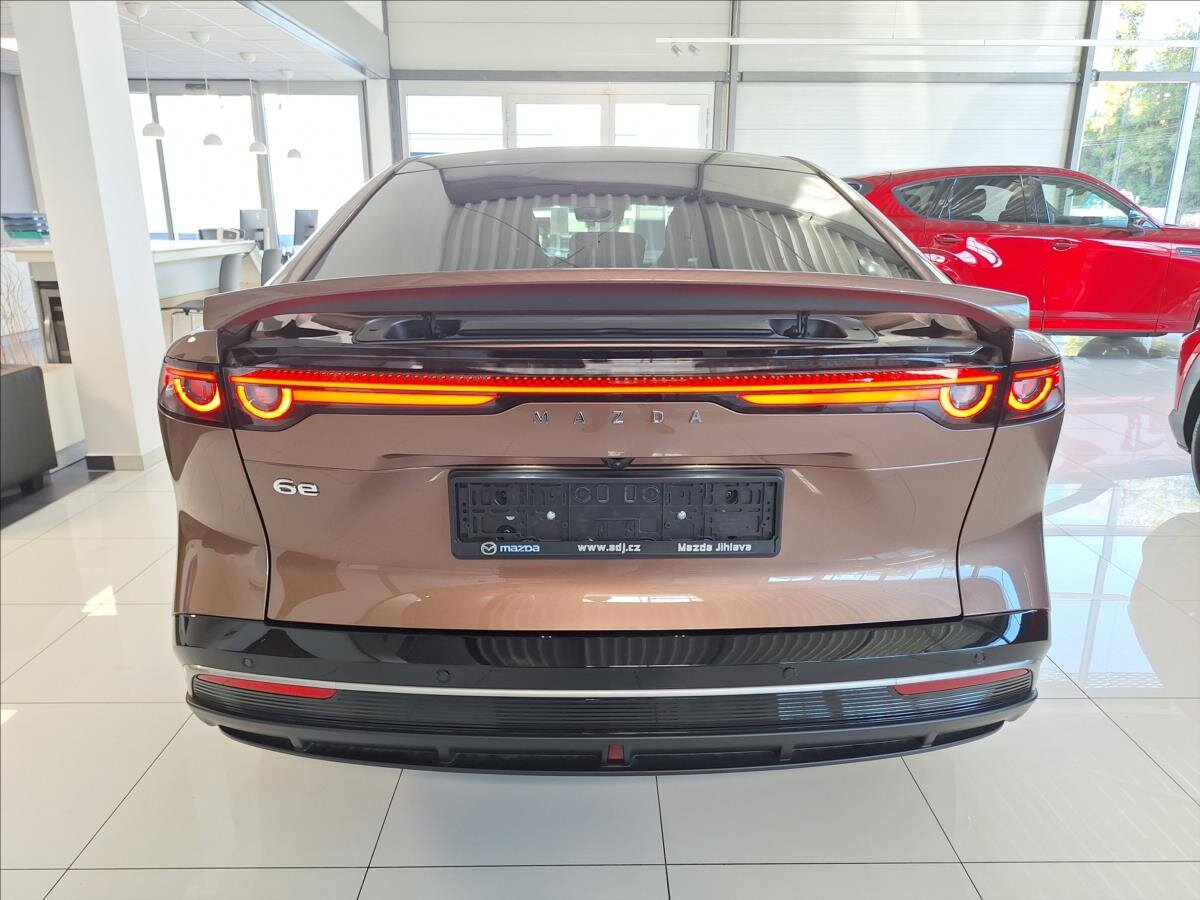 Mazda 6e