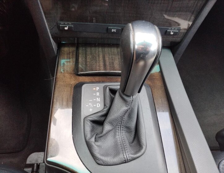 BMW Řada 5 Kombi 3,0 l 170 kw