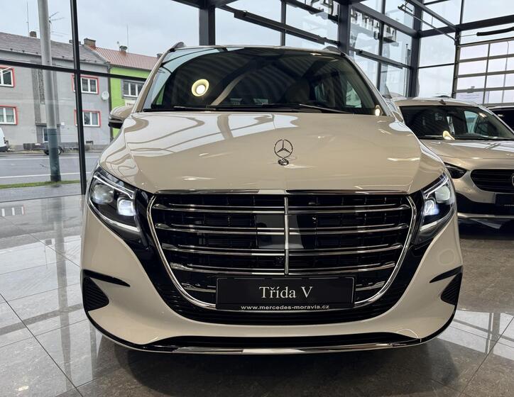 Mercedes-Benz Třídy V 7