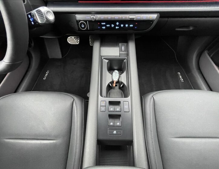 Hyundai Ioniq 6 Sedan / Limuzína 0,0 168 kw