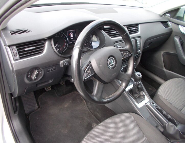 Škoda Octavia Kombi 1,6 l 77 kw