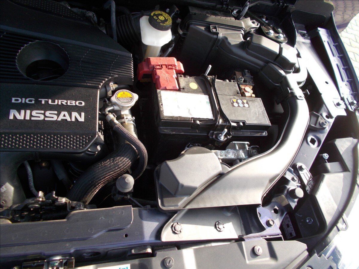 Nissan Qashqai SUV / Terénní 1,6 l 120 kw
