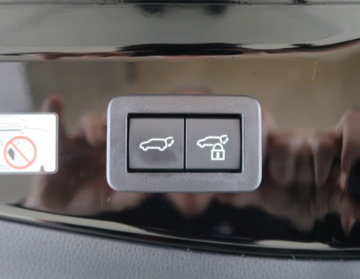 Toyota C-HR SUV 2,0 l 112 kw