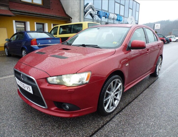 Mitsubishi Lancer Hatchback 2,0 l 217 kw