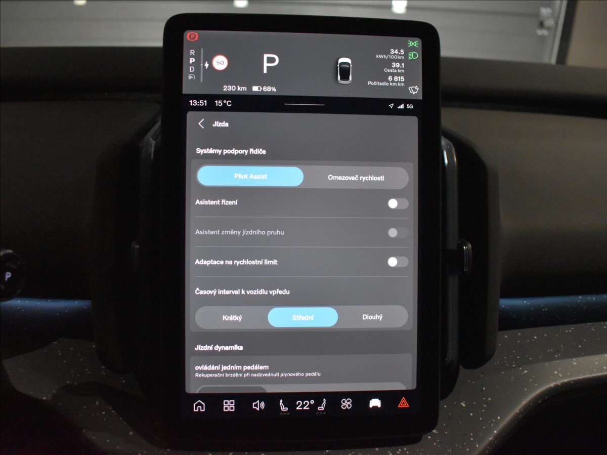 Volvo EX30 SUV / Terénní 0,0 315 kw