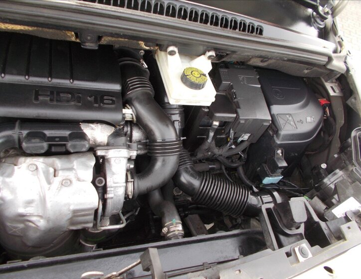 Peugeot 5008 MPV 1,6 l 80 kw