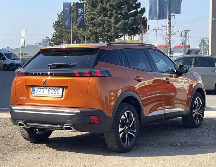 Peugeot 2008 SUV / Terénní 1,2 l 96 kw