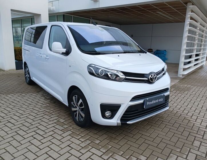 Toyota ProAce Verso 6