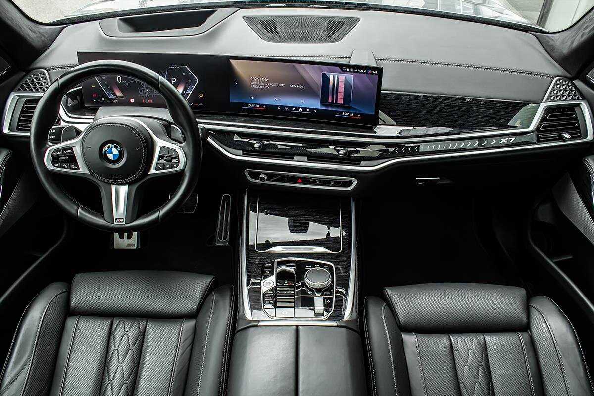 BMW X7 SUV / Terénní 3,0 l 250 kw