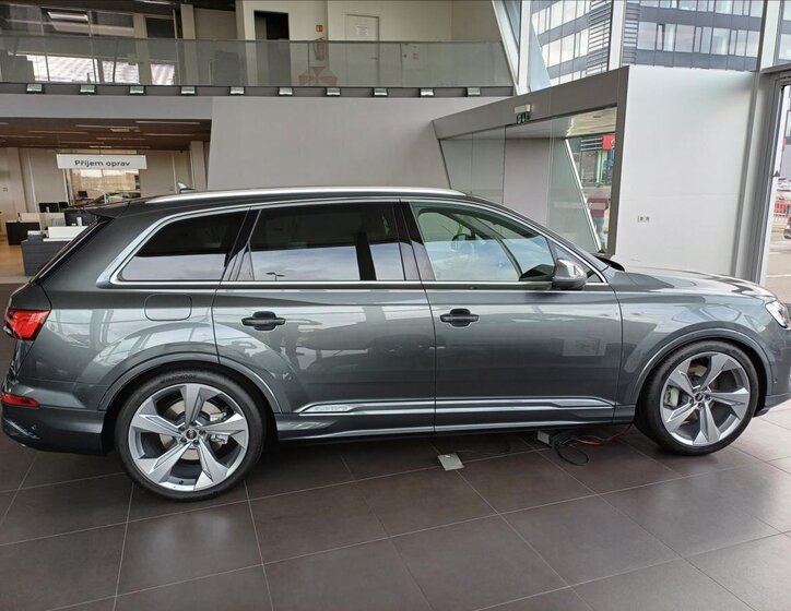 Audi Q7 SUV 3,0 l 210 kw