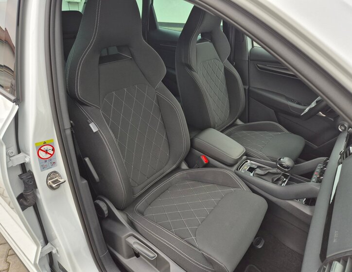 Škoda Karoq SUV 1,5 l 110 kw