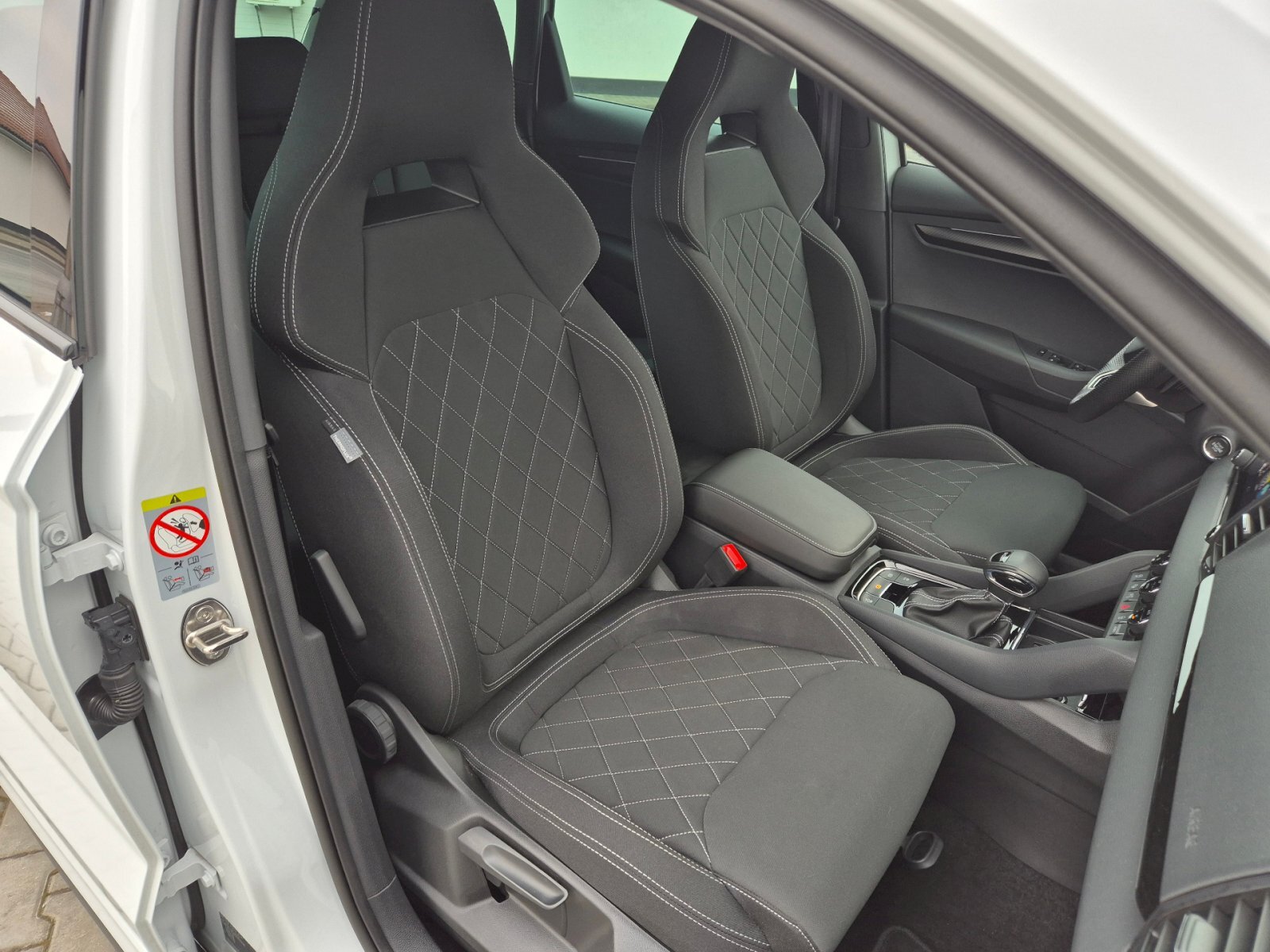 Škoda Karoq SUV 1,5 l 110 kw