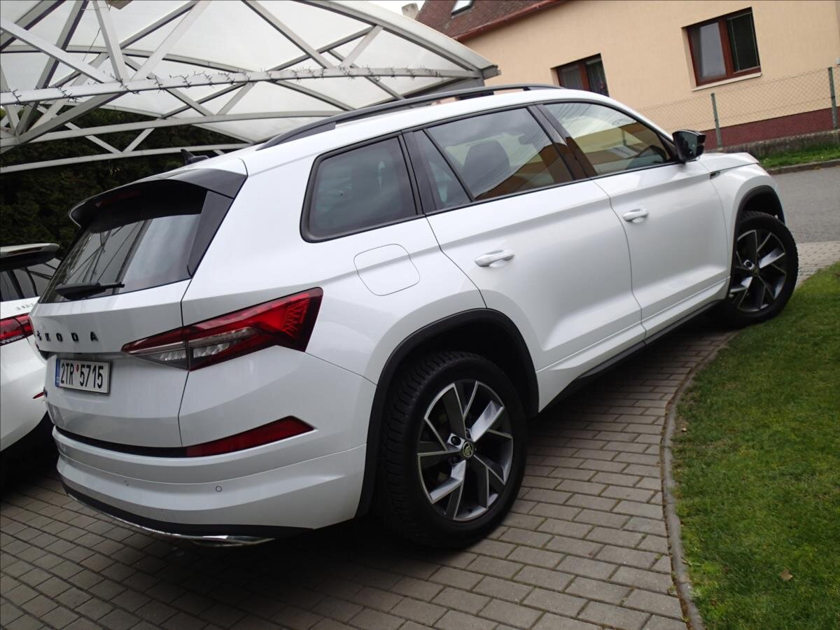 Škoda Kodiaq SUV / Terénní 1,5 l 110 kw