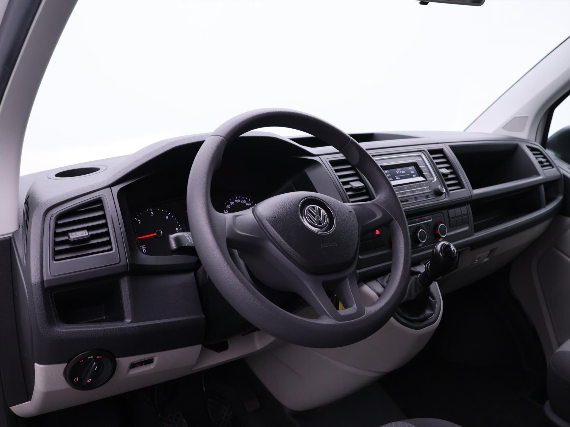 Volkswagen Transporter Kombi 2,0 l 62 kw