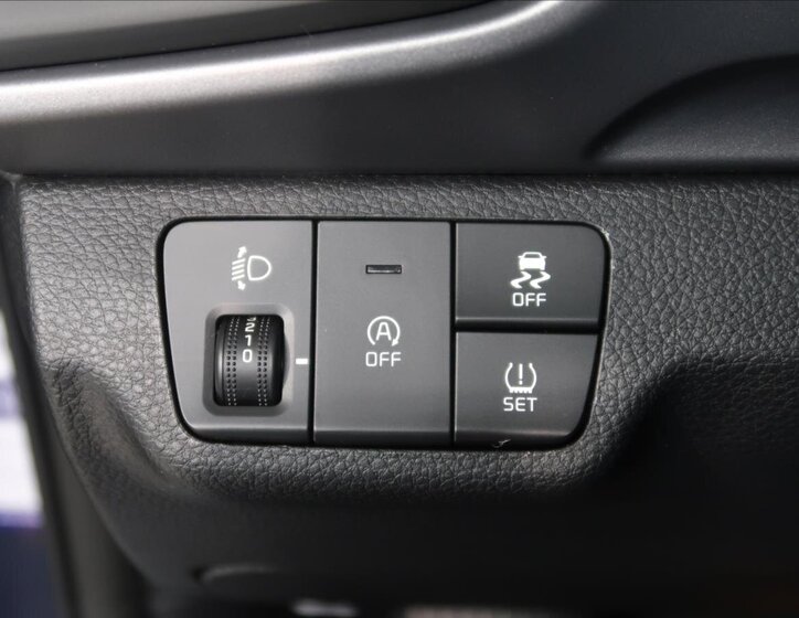 KIA Stonic SUV / Terénní 998,0 74 kw