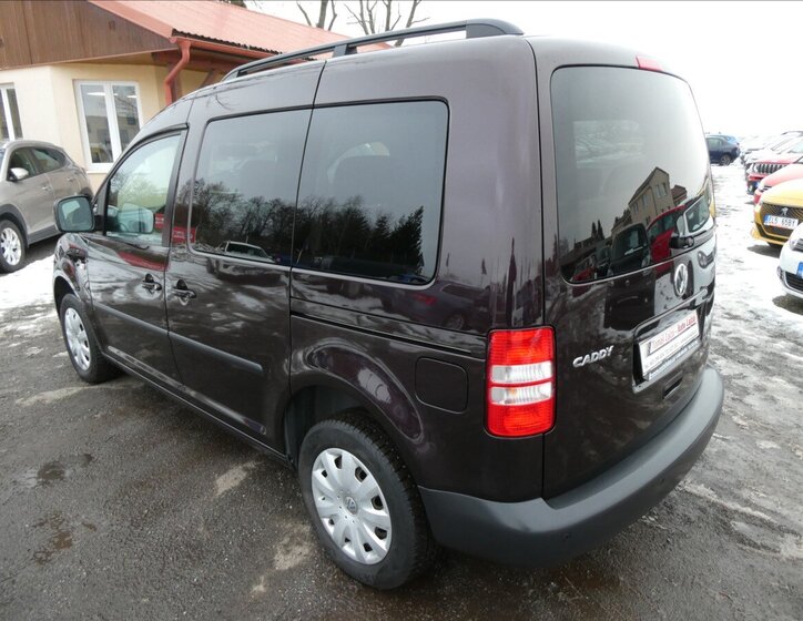 Volkswagen Caddy Kombi 1,6 l 75 kw