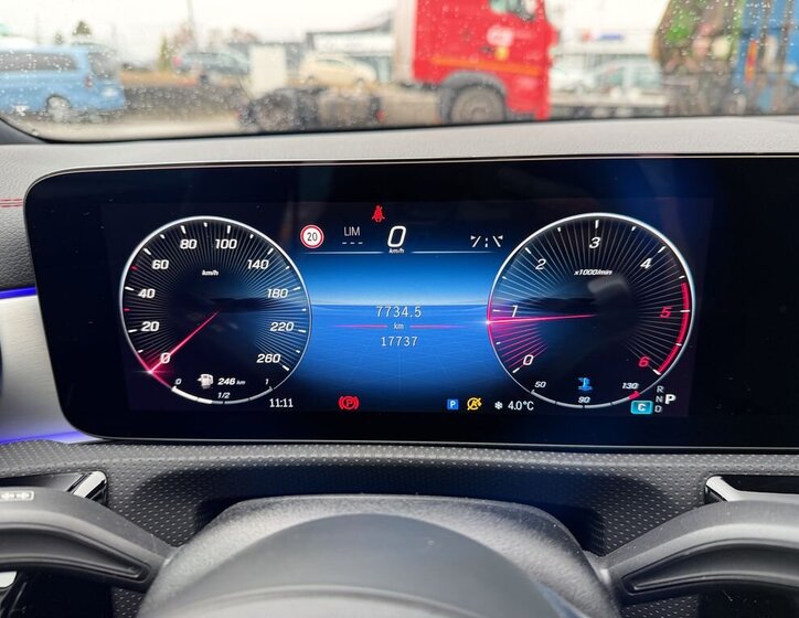 Mercedes-Benz CLA Sedan / Limuzína 2,0 l 110 kw