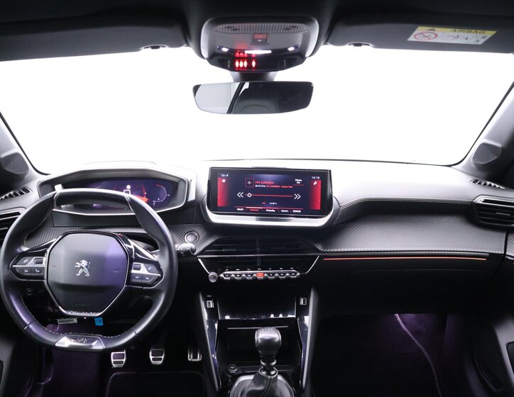 Peugeot 208 Hatchback 1,2 l 74 kw