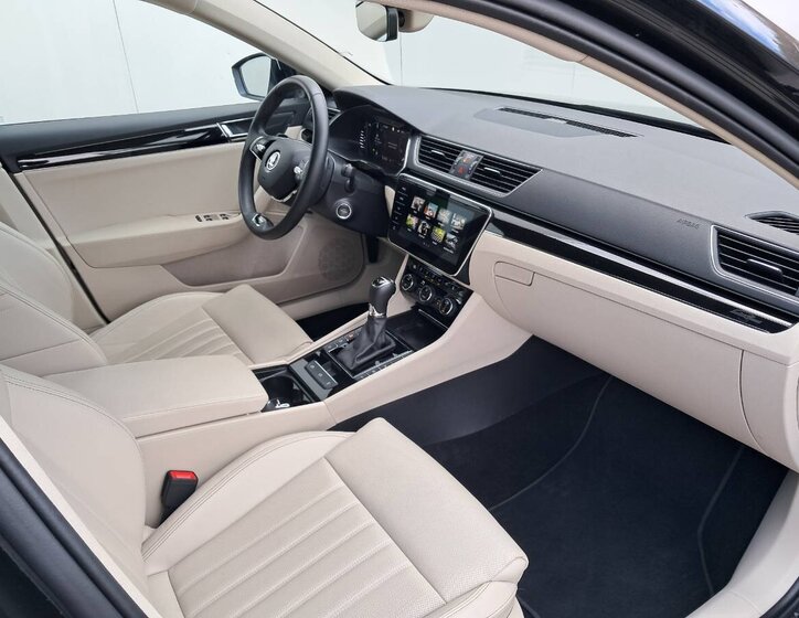 Škoda Superb Liftback 1,4 l 115 kw