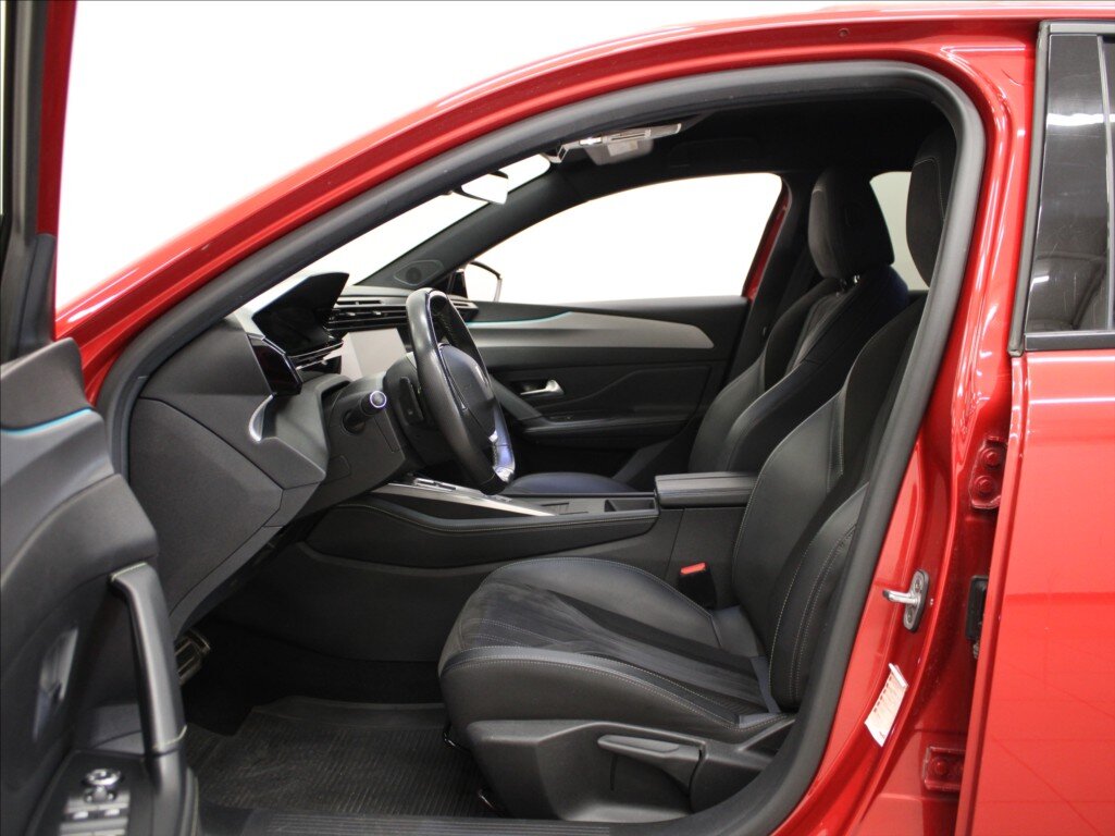 Peugeot 308 Hatchback 1,2 l 96 kw