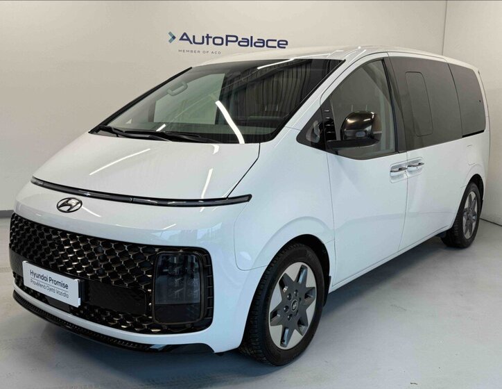 Hyundai Staria MPV 2,2 l 130 kw