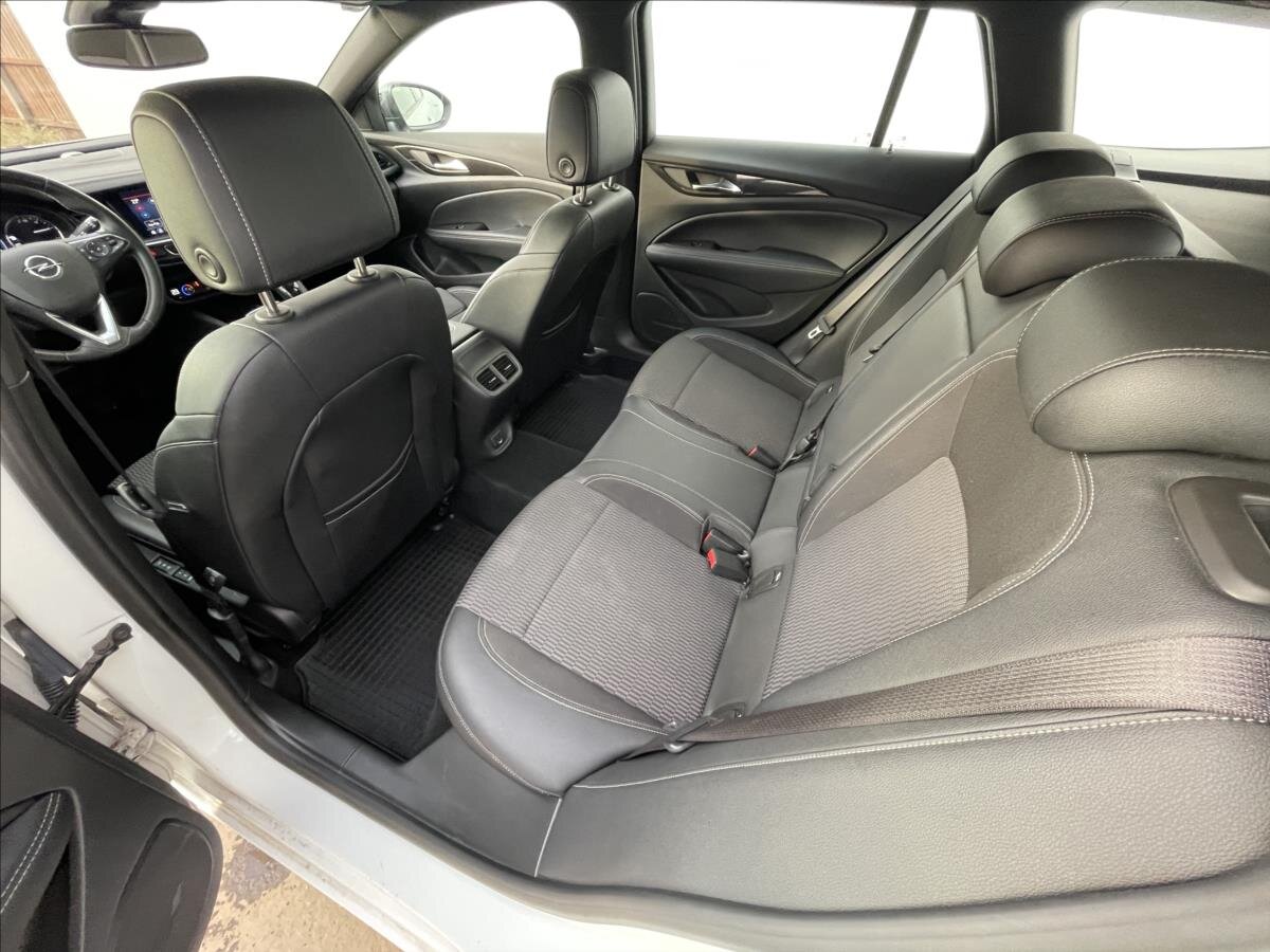 Opel Insignia Kombi 1,5 l 90 kw