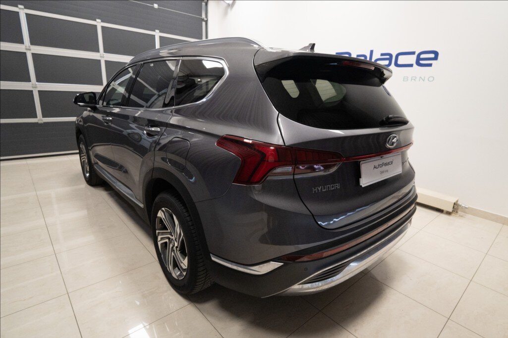 Hyundai Santa Fe SUV / Terénní 2,2 l 142 kw