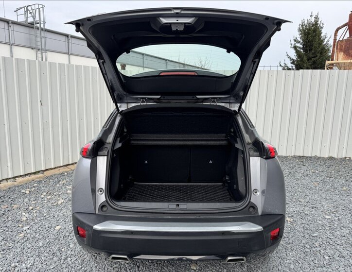 Peugeot 2008 SUV / Terénní 1,2 l 96 kw