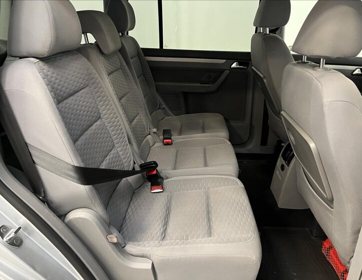 Volkswagen Touran 18