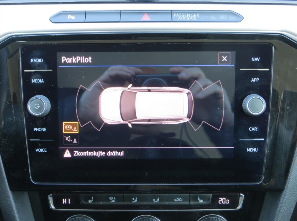 Volkswagen Passat Kombi 2,0 l 140 kw