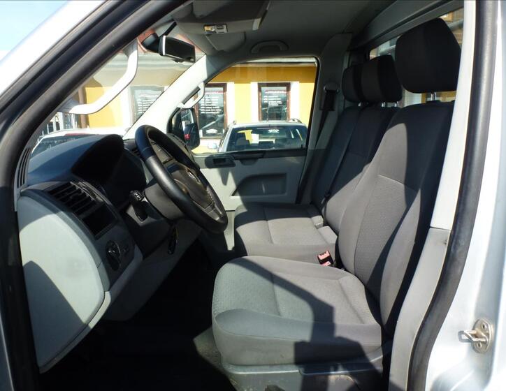 Volkswagen Transporter 18