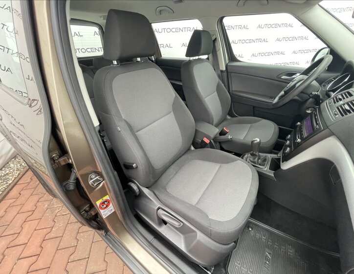 Škoda Yeti SUV / Terénní 1,2 l 77 kw