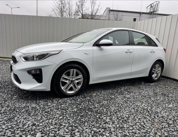 KIA Ceed Hatchback 998,0 73 kw