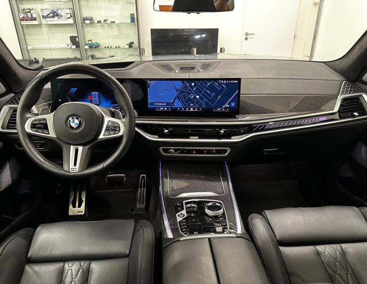 BMW X7 15