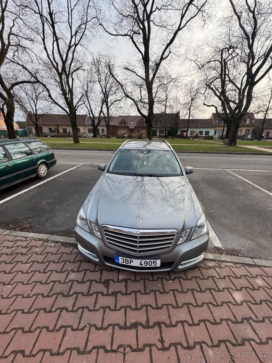 Mercedes-Benz Třídy E Kombi 0,0 195 kw