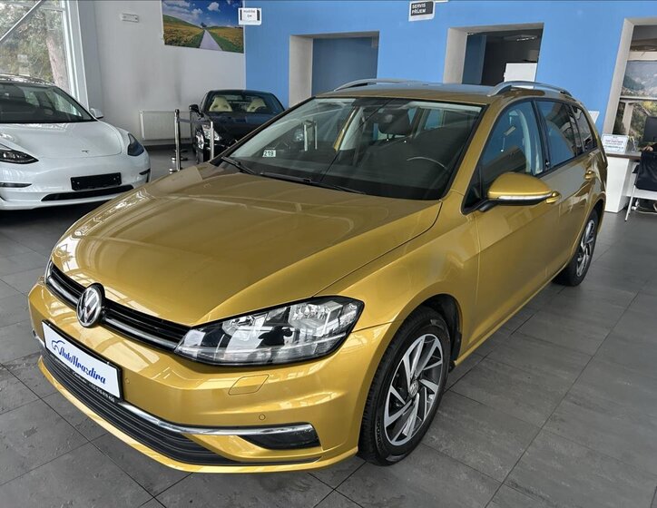Volkswagen Golf Kombi 999,0 81 kw