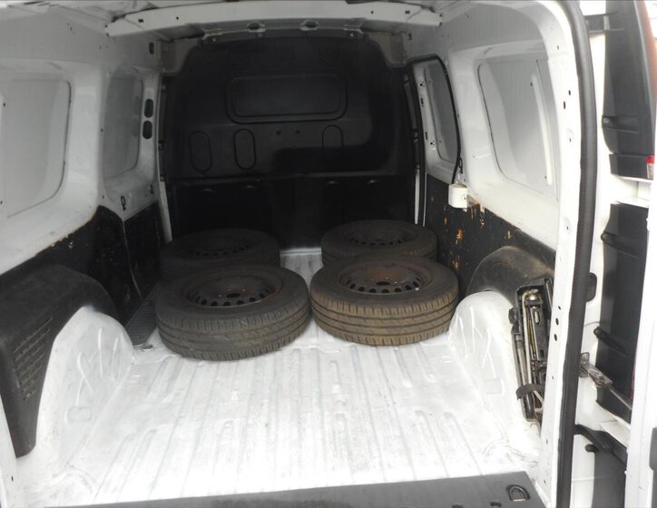 Renault Kangoo Pick-up 1,5 l 81 kw