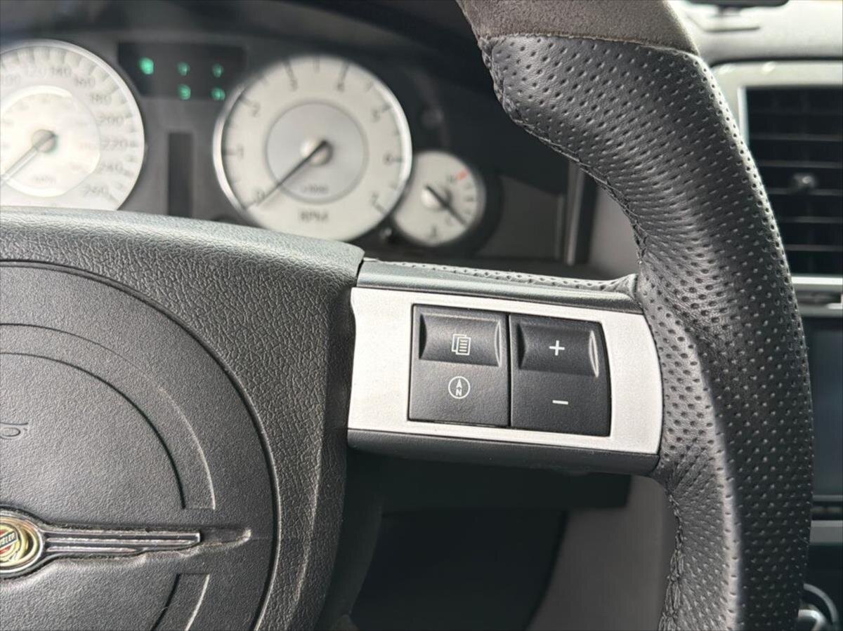 Chrysler 300C Kombi 3,0 l 160 kw