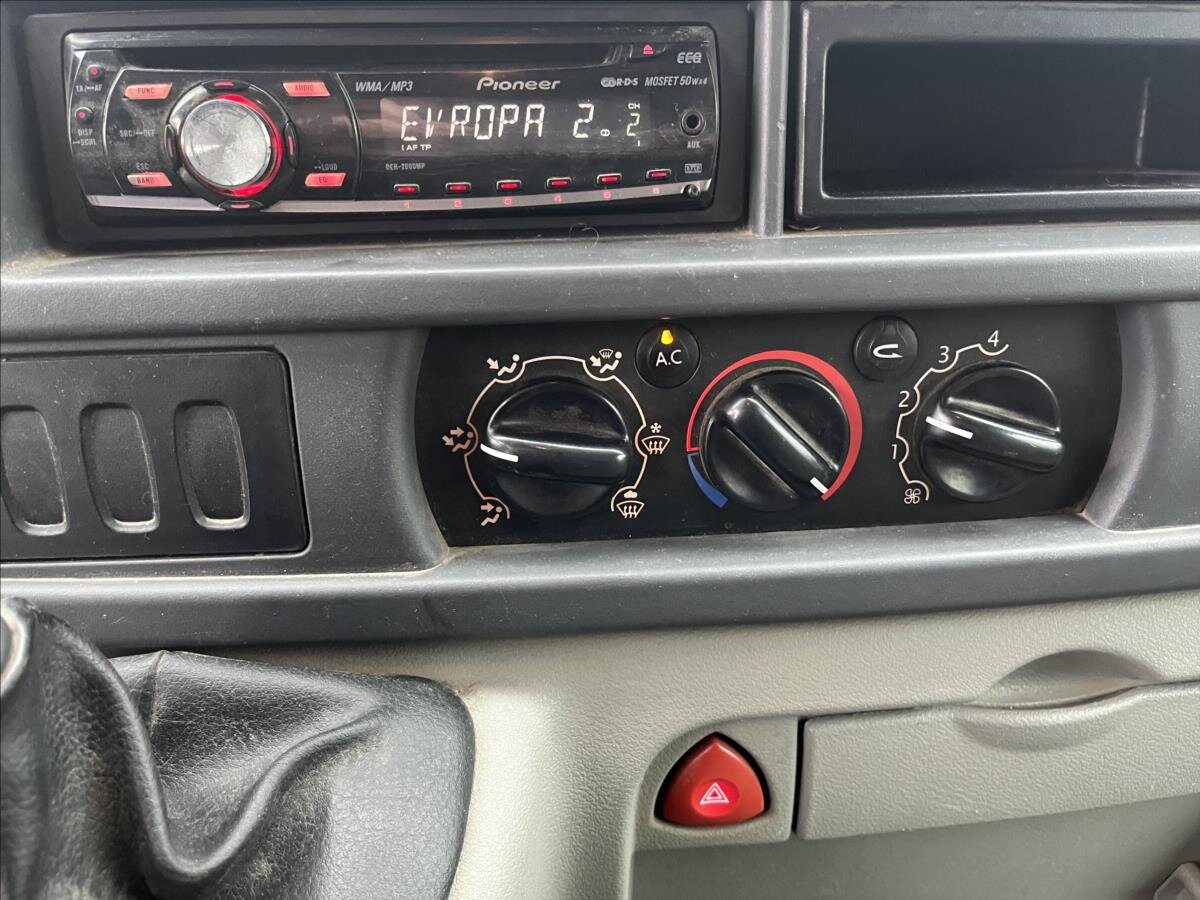 Renault Master Skříň 2,5 l 74 kw