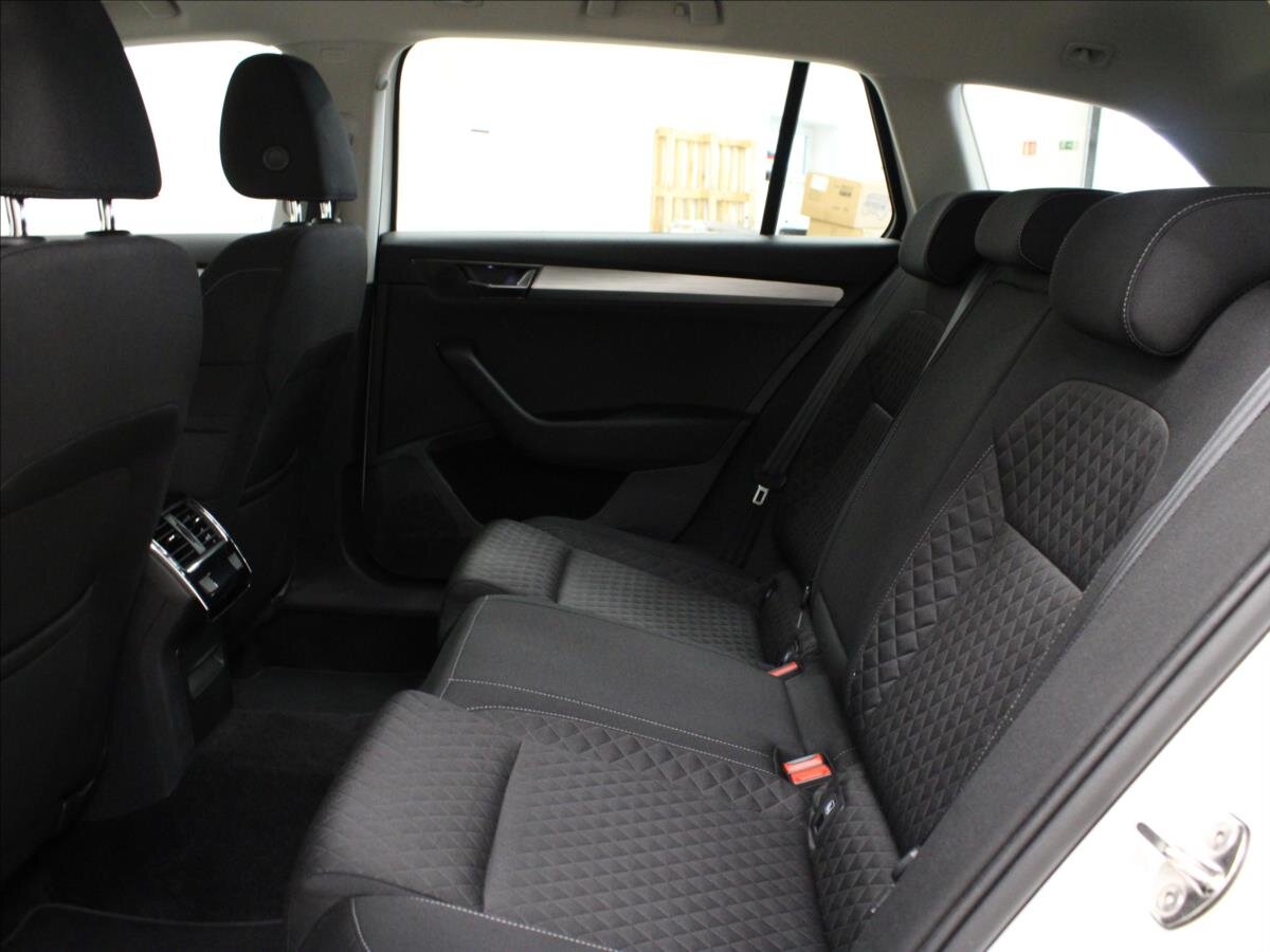 Škoda Superb Kombi 2,0 l 110 kw