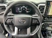 Toyota Sequoia 18