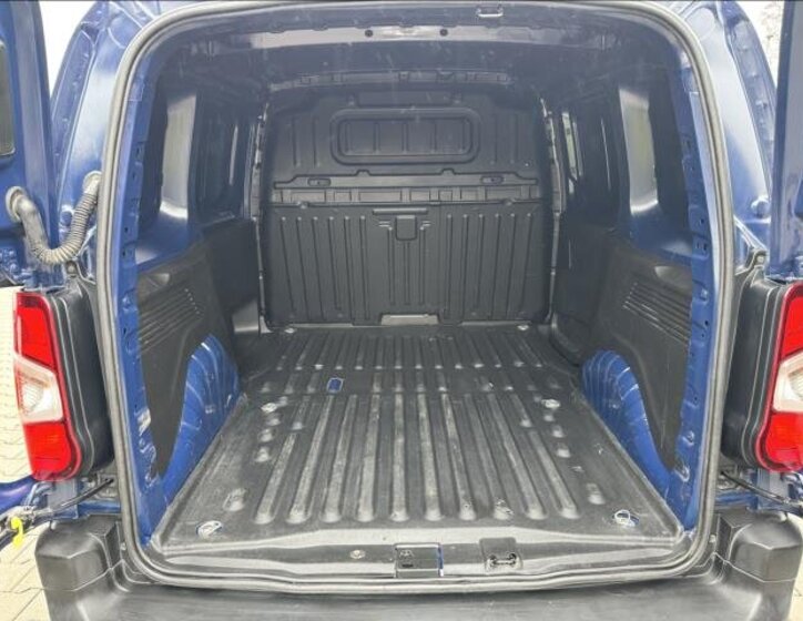 Peugeot Partner Skříň 1,5 l 75 kw