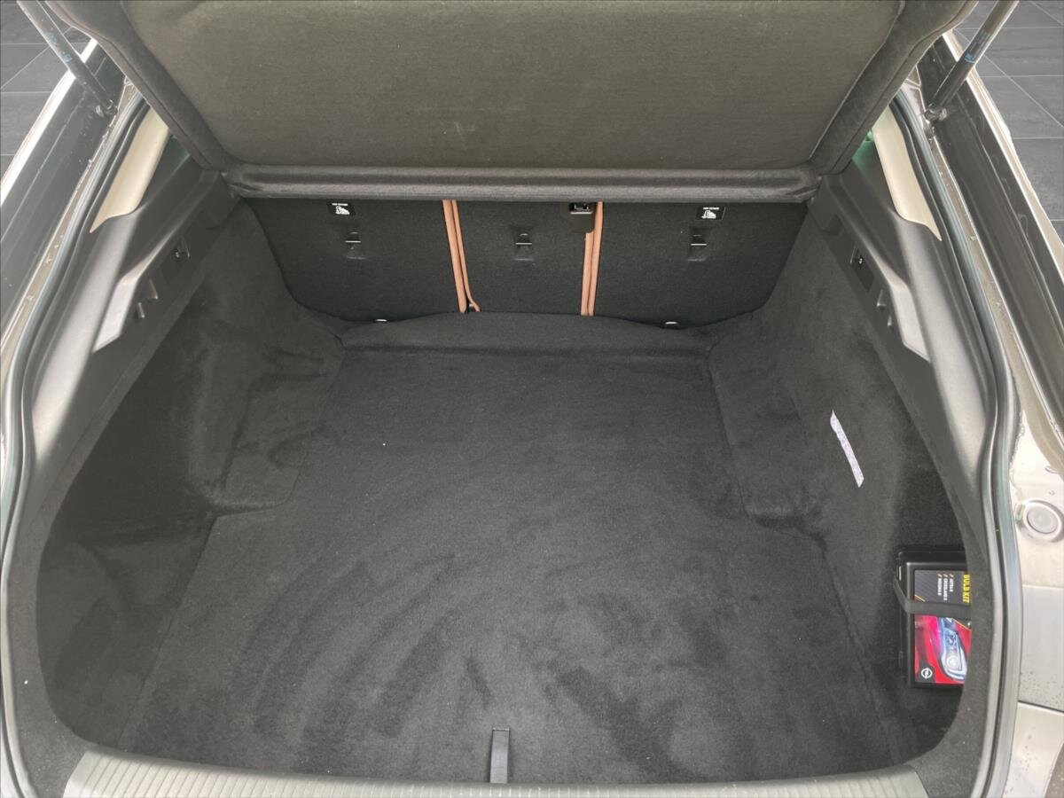 Opel Insignia Liftback 2,0 l 154 kw