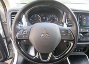 Mitsubishi Outlander SUV / Terénní 2,3 l 110 kw