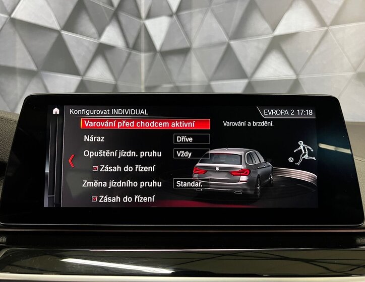 BMW Řada 5 Kombi 3,0 l 195 kw