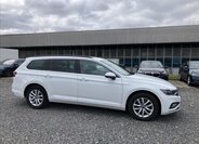Volkswagen Passat Kombi 2,0 l 90 kw