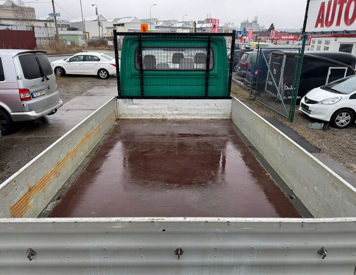 Volkswagen Crafter Valník 2,5 l 80 kw