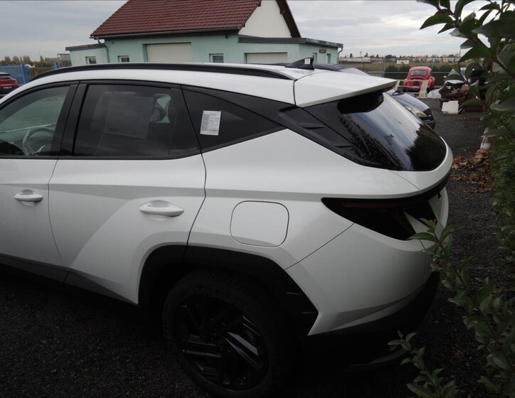 Hyundai Tucson SUV 1,6 l 118 kw