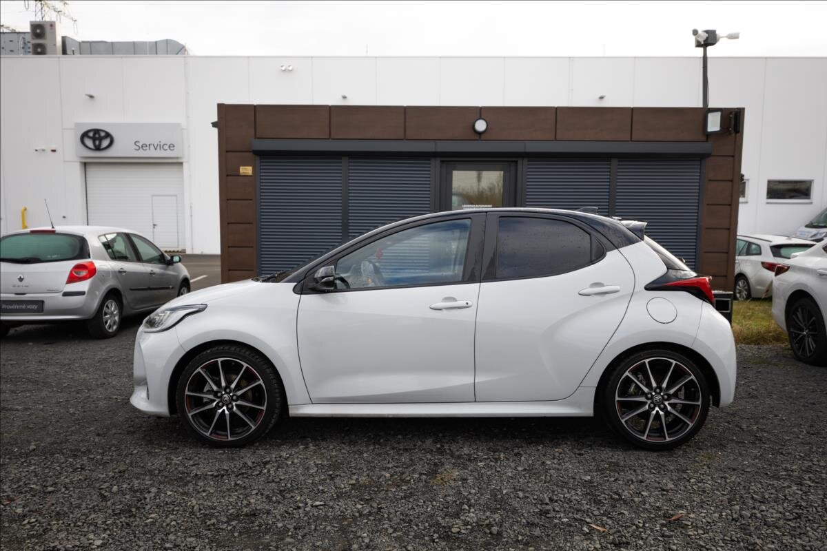 Toyota Yaris Hatchback 1,5 l 68 kw